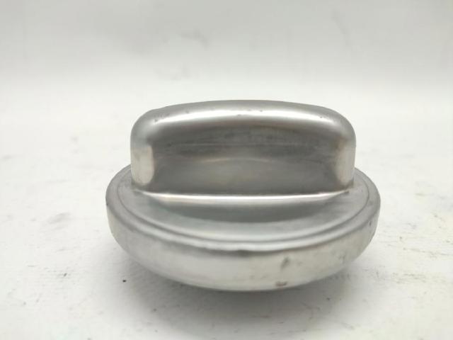 Comprar Tapón del depósito de combustible BMW 5  E28 a bajo precio