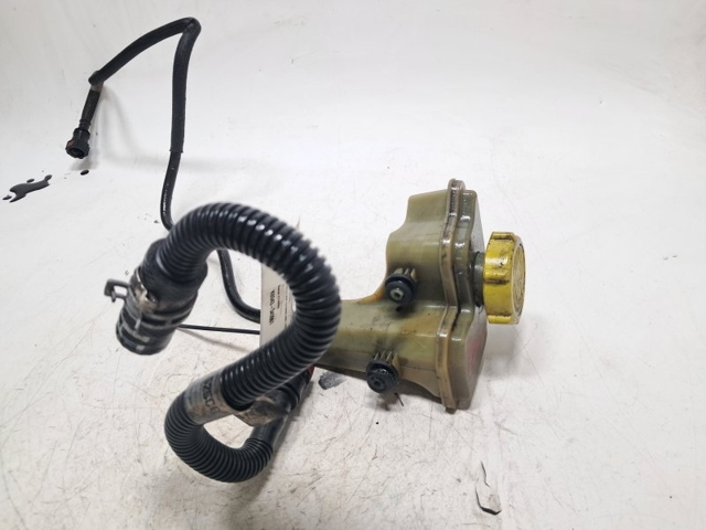 Depósito compensación de dirección asistida para Ford Fiesta VI (CB1)