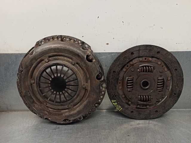 Kit de embrague para Ford Fiesta VI (CB1)