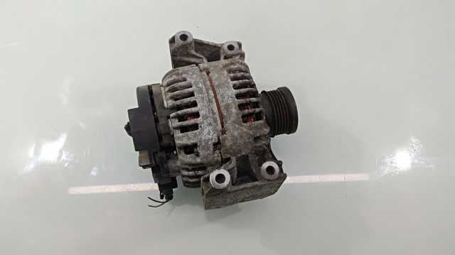 Alternador del motor 12757363 GM