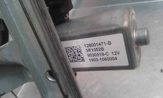 128001471B RENAULT Mecanismo de elevalunas de la puerta delantera derecha  disponible Vigo