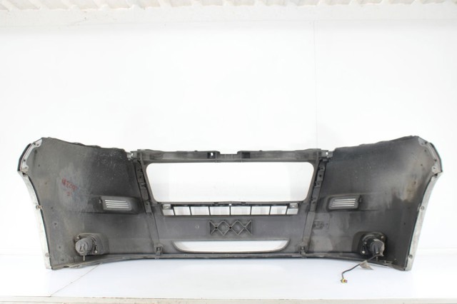 1306560070 FIAT Parachoques delantero, parte derecha  en stock Gandía