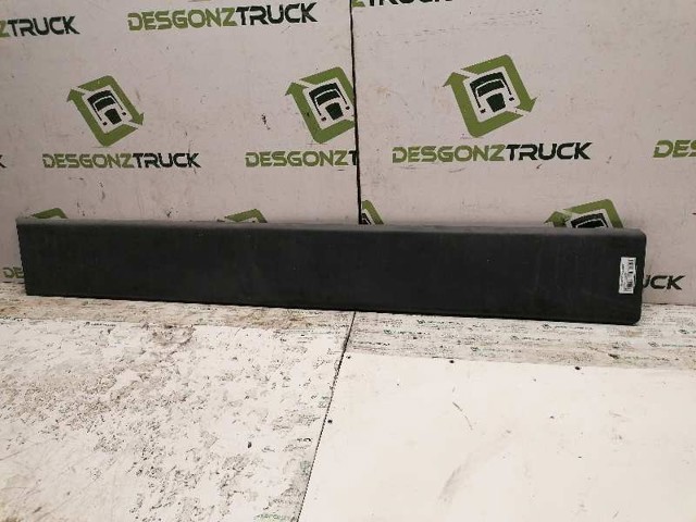 PEUGEOT 1306606070 Moldura de puerta corredera  en stock Salamanca