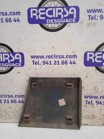 1306893070 Moldura exterior central derecha del pilar de la carrocería comprar Girona