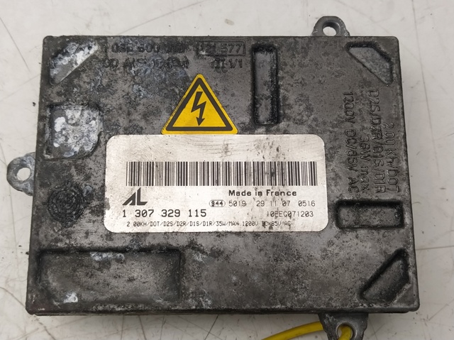 1307329115 Unidad de control de xenón  en stock Sabadell