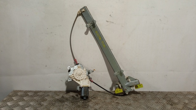 NISSAN 130822202 Motor del elevalunas de la puerta delantera izquierda  disponible España
