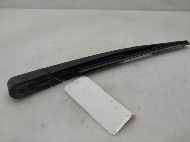 13105983 Brazo del limpiaparabrisas trasero  comprar en Pontevedra