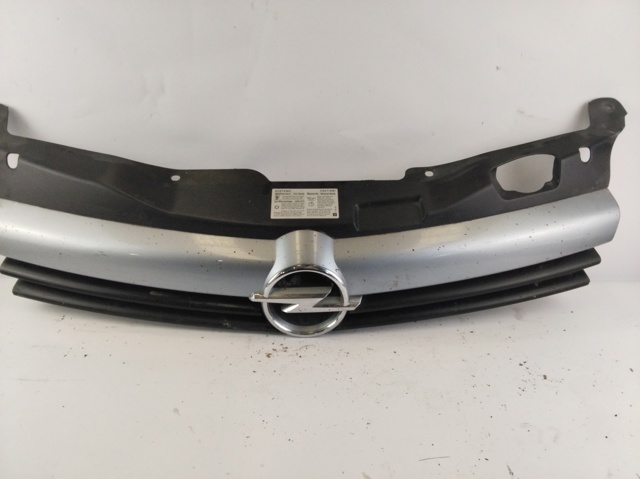13108463 Parrilla  en stock Castellón