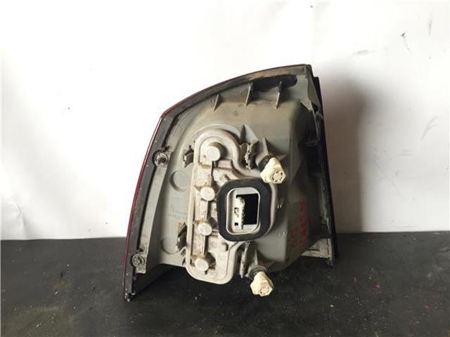 13110931 OPEL Piloto trasero derecho comprar Alcalá