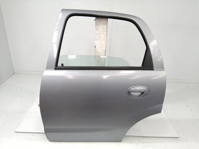 Puerta trasera izquierda 13114690 Opel