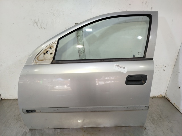 Precio del repuesto Puerta del conductor Astra  hatchback