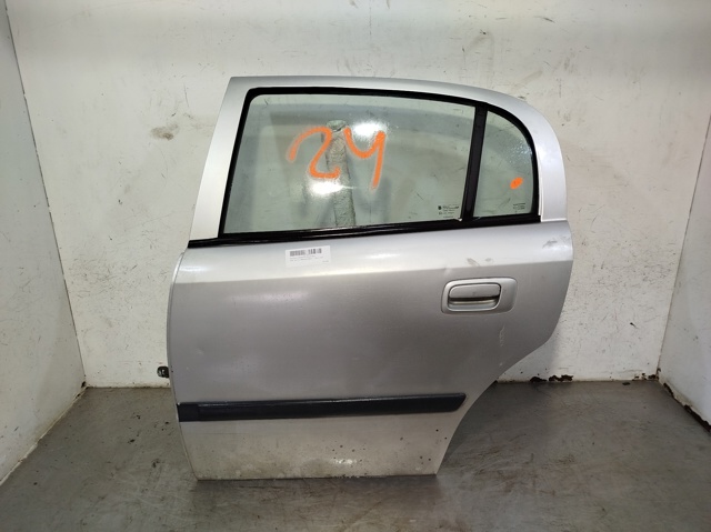 Puerta trasera derecha 13116456 Opel