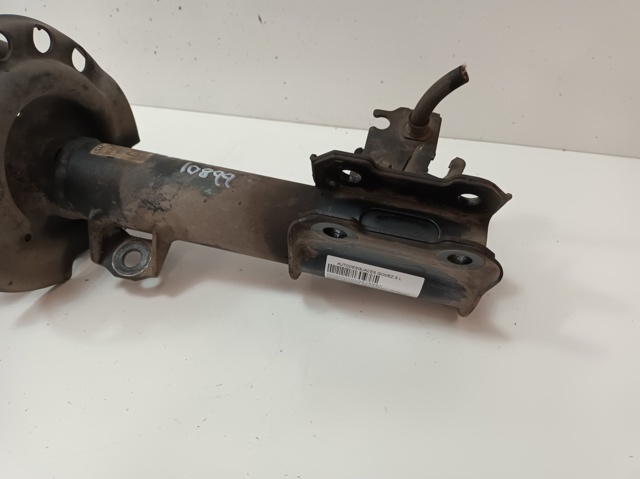 Amortiguador frontal 13118706 OPEL