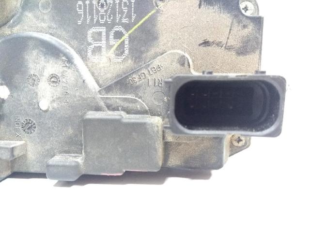 OPEL 13128116 Cerradura de la puerta trasera derecha  comprar en Ponferrada
