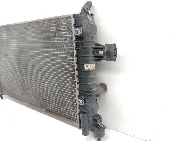 OPEL 13128818 Radiador de refrigeración del motor  disponible España