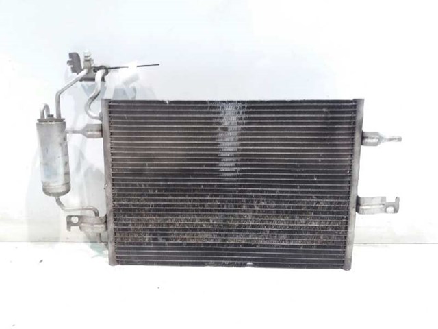 Condensador / radiador  aire acondicionado para opel meriva essentia z16se 13128931