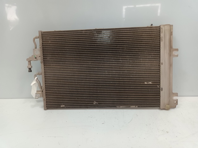 OPEL 13129192 Condensador de aire acondicionado  disponible España