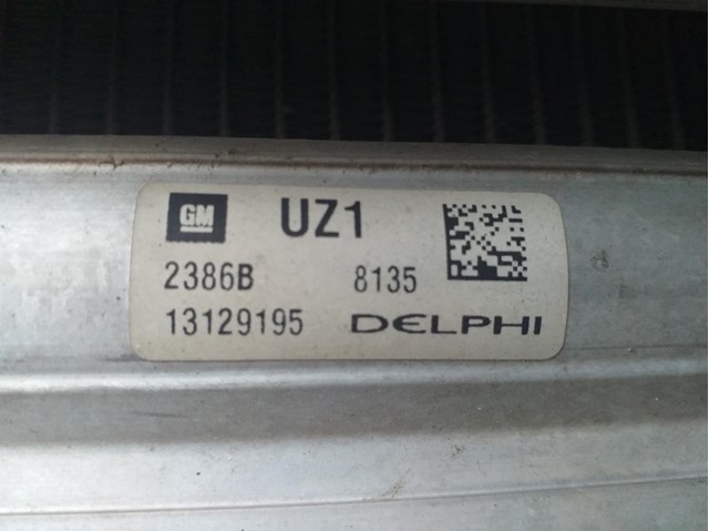 Condensador / radiador  aire acondicionado para opel zafira b 1.9 cdti (m75) z19dt 13129195