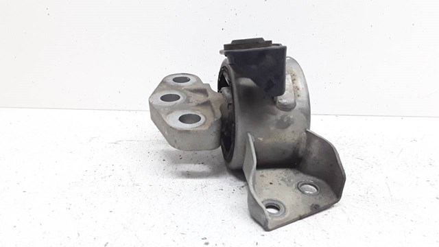 13130741 Soporte de motor derecho  disponible Málaga