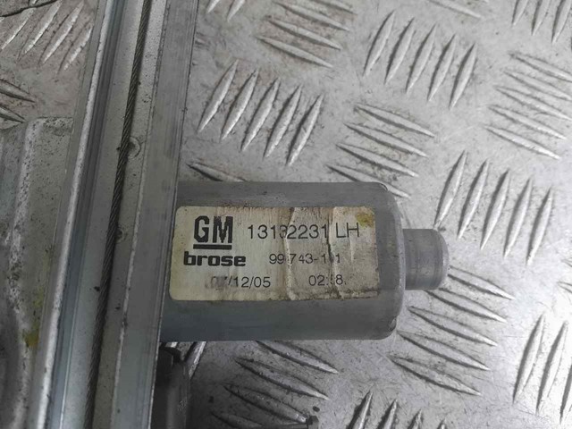 OPEL 13132231 Mecanismo de elevalunas de la puerta trasera izquierda  disponible Valladolid