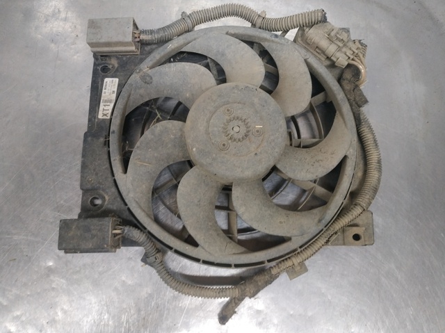 OPEL 13132559 Ventilador eléctrico de refrigeración completo (motor y hélice)  comprar en Ponferrada