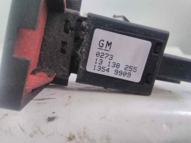 13138255 OPEL Botón de emergencia  comprar en Oviedo