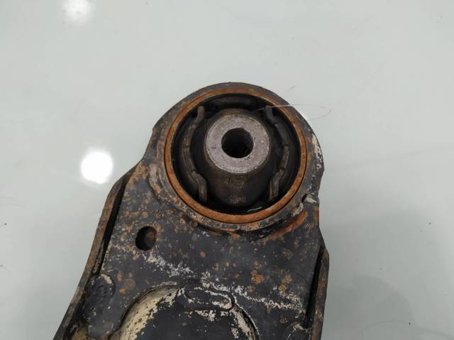 OPEL 13140039 Brazo inferior izquierdo de la suspensión delantera  comprar en Albacete