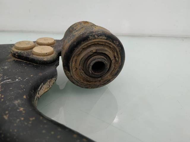 13140039 OPEL Brazo inferior izquierdo de la suspensión delantera  disponible Ourense
