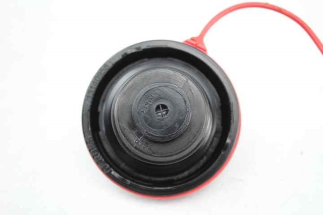 OPEL 13140958 Tapón del depósito de combustible  comprar en Ponferrada