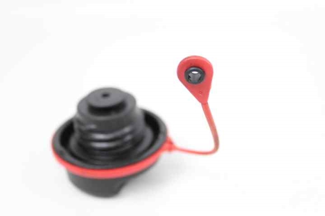 13140958 Tapón del depósito de combustible  comprar en Zaragoza