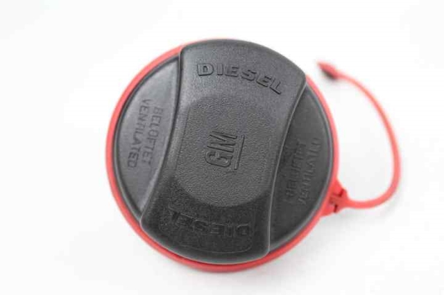 13140958 Tapa de depósito de combustible  en stock Sabadell