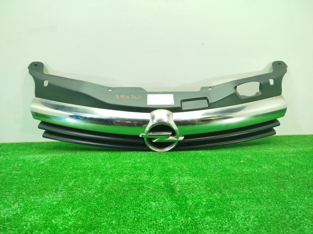 Rejilla 13142522 OPEL