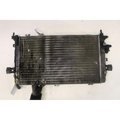 13143570 Radiador de refrigeración del motor  comprar en Zaragoza