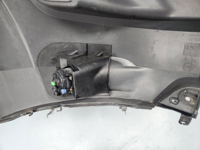 PEUGEOT 1315092070 Parachoques delantero, parte izquierda comprar Tarragona