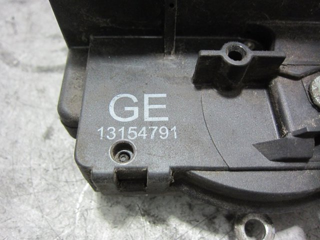 OPEL 13154791 Cerradura de puerta delantera izquierda  disponible Valladolid