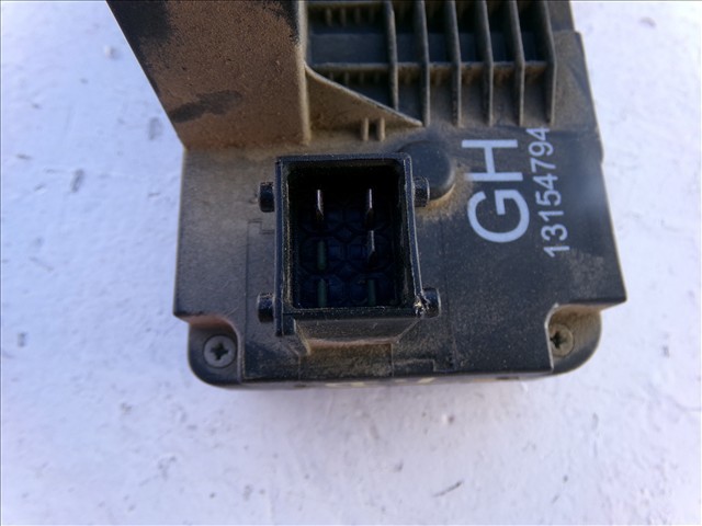 13154794 OPEL Cerradura de la puerta trasera derecha  comprar en Lleida