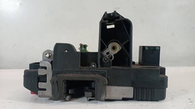 OPEL 13154794 Cerradura de la puerta trasera derecha comprar Tarragona