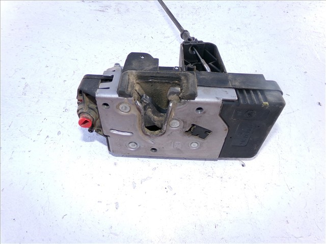 OPEL 13154794 Cerradura de la puerta trasera derecha  disponible Lugo