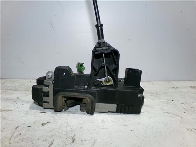 13154794 Cerradura de la puerta trasera derecha  en stock Castellón
