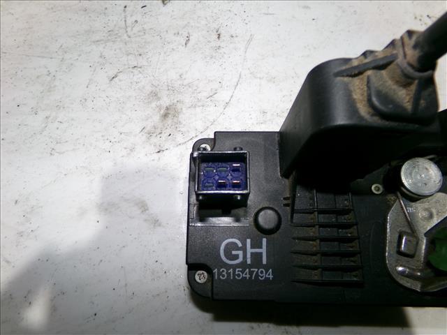 OPEL 13154794 Cerradura de la puerta trasera derecha comprar Barcelona
