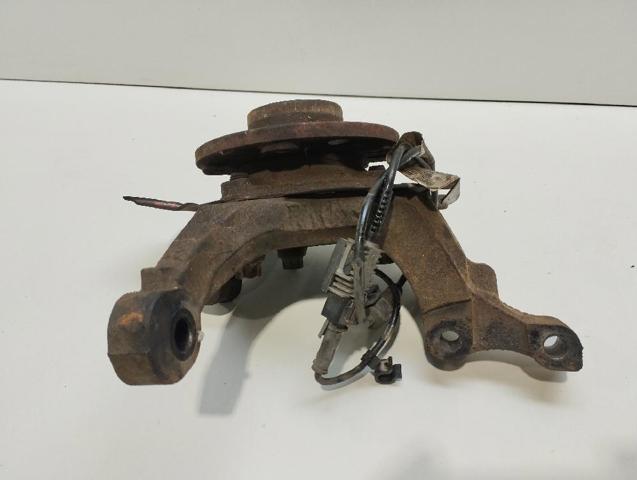 13156041 Mangueta delantera izquierda  disponible Utrera