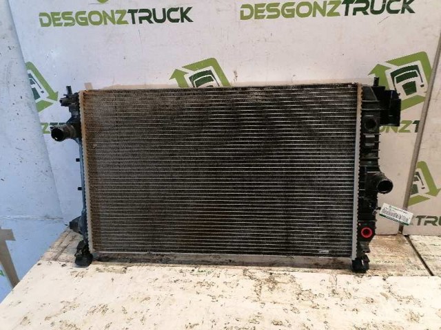Radiador del motor 13156387 OPEL