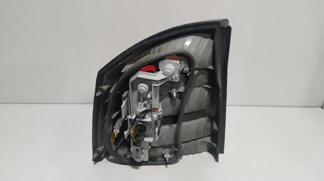 13157647 OPEL Piloto trasero derecho  disponible Alicante
