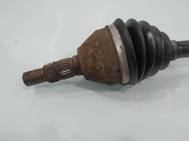 Semieje delantero derecho 13166589 OPEL