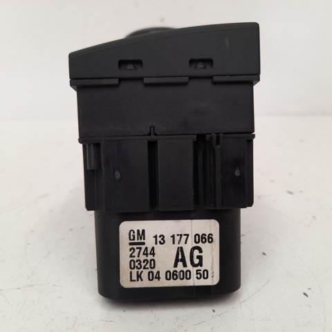 OPEL 13177066 Interruptor de luces en el tablero  comprar en Albacete