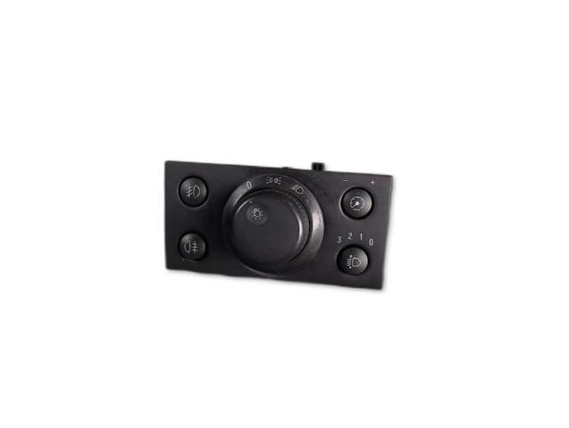 13177066 Interruptor de luces en el tablero  disponible Burgos