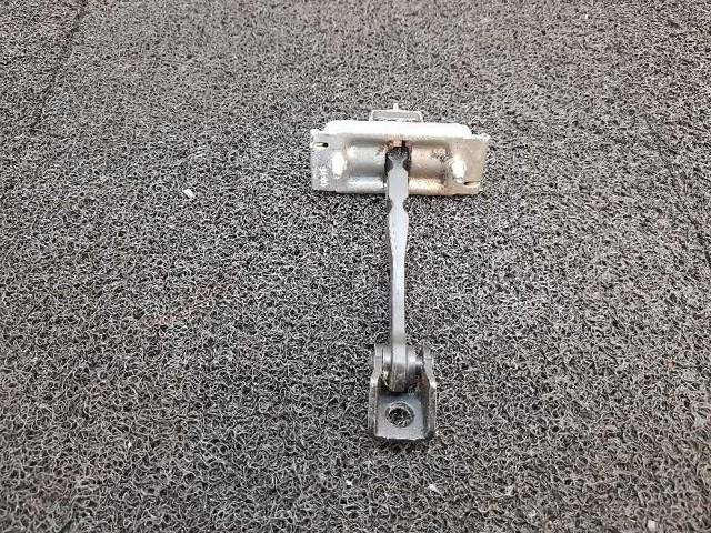 13180682 Limitador de apertura de puerta delantera  en stock Sabadell