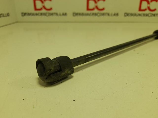 Amortiguador de maletero Opel Corsa X12