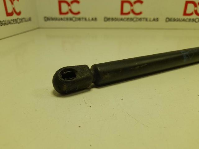 Amortiguador de maletero Opel Corsa X12