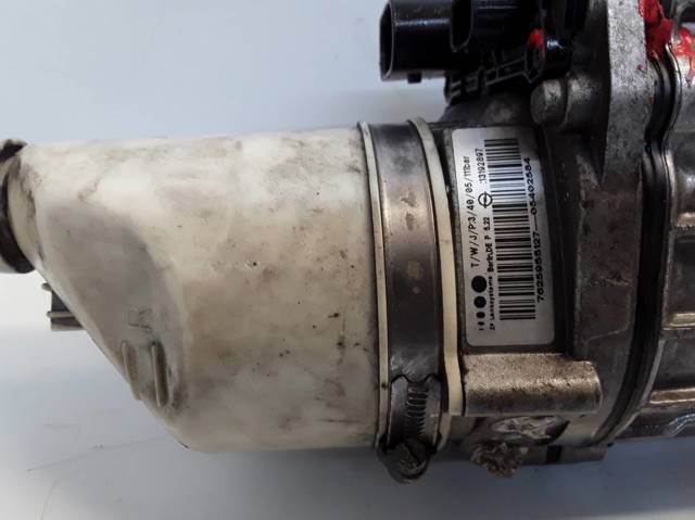 OPEL 13192897 Bomba de dirección asistida  disponible España